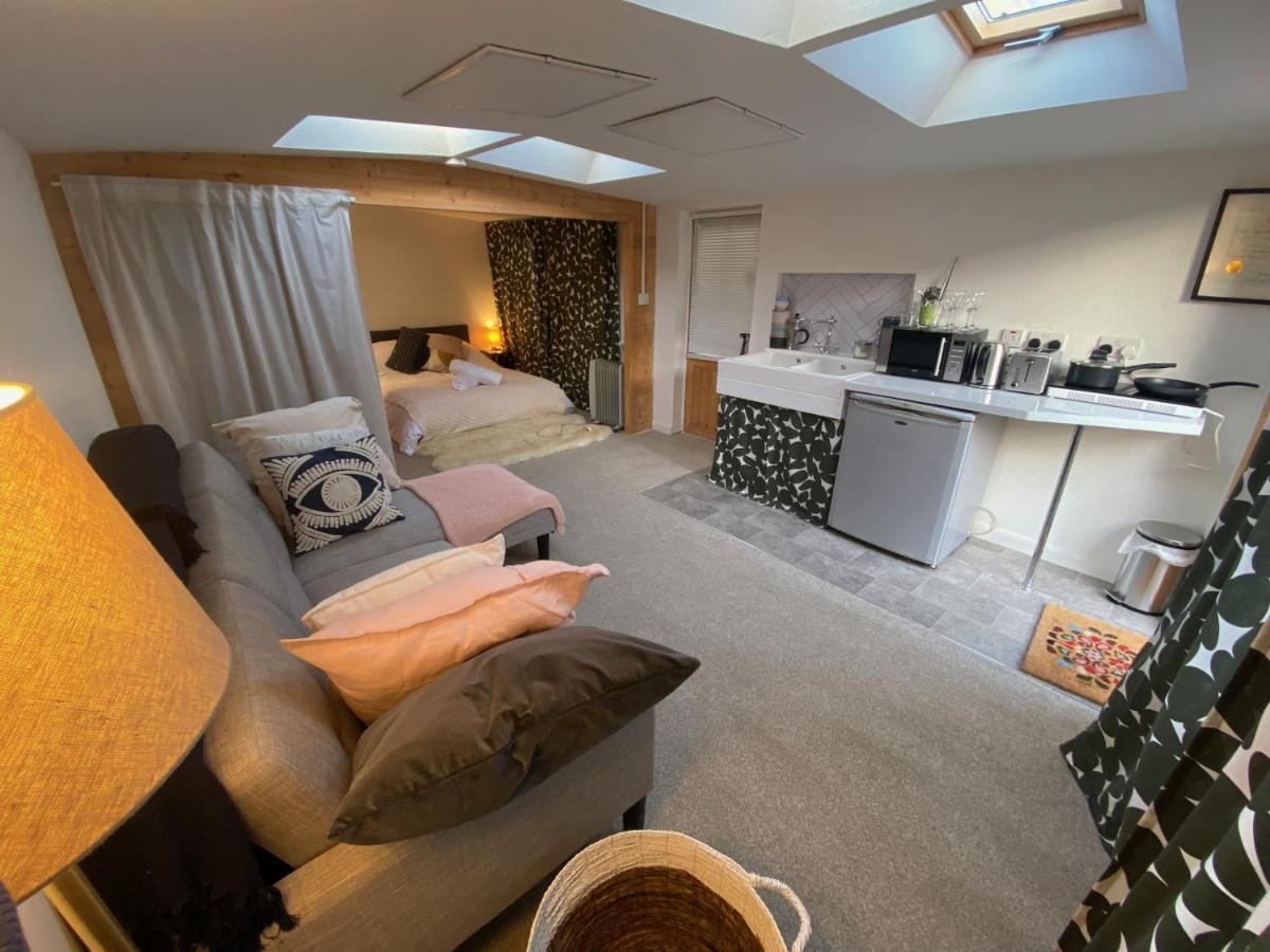 The Dragonfly Bnb, 格拉斯顿伯里 外观 照片