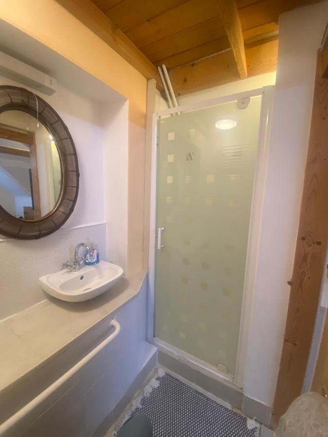 The Dragonfly Bnb, 格拉斯顿伯里 外观 照片