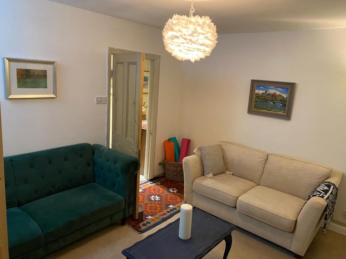 The Dragonfly Bnb, 格拉斯顿伯里 外观 照片