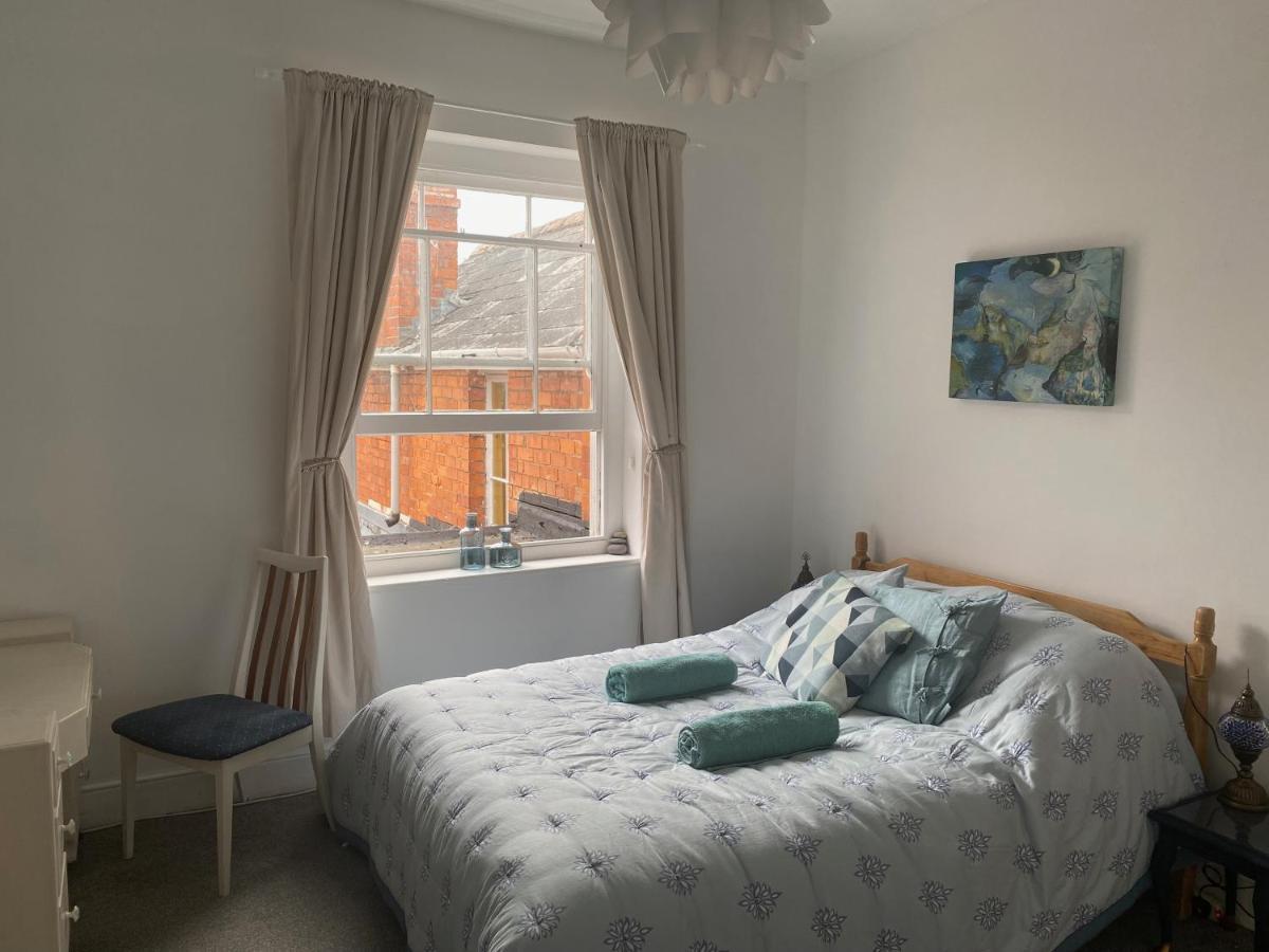 The Dragonfly Bnb, 格拉斯顿伯里 外观 照片