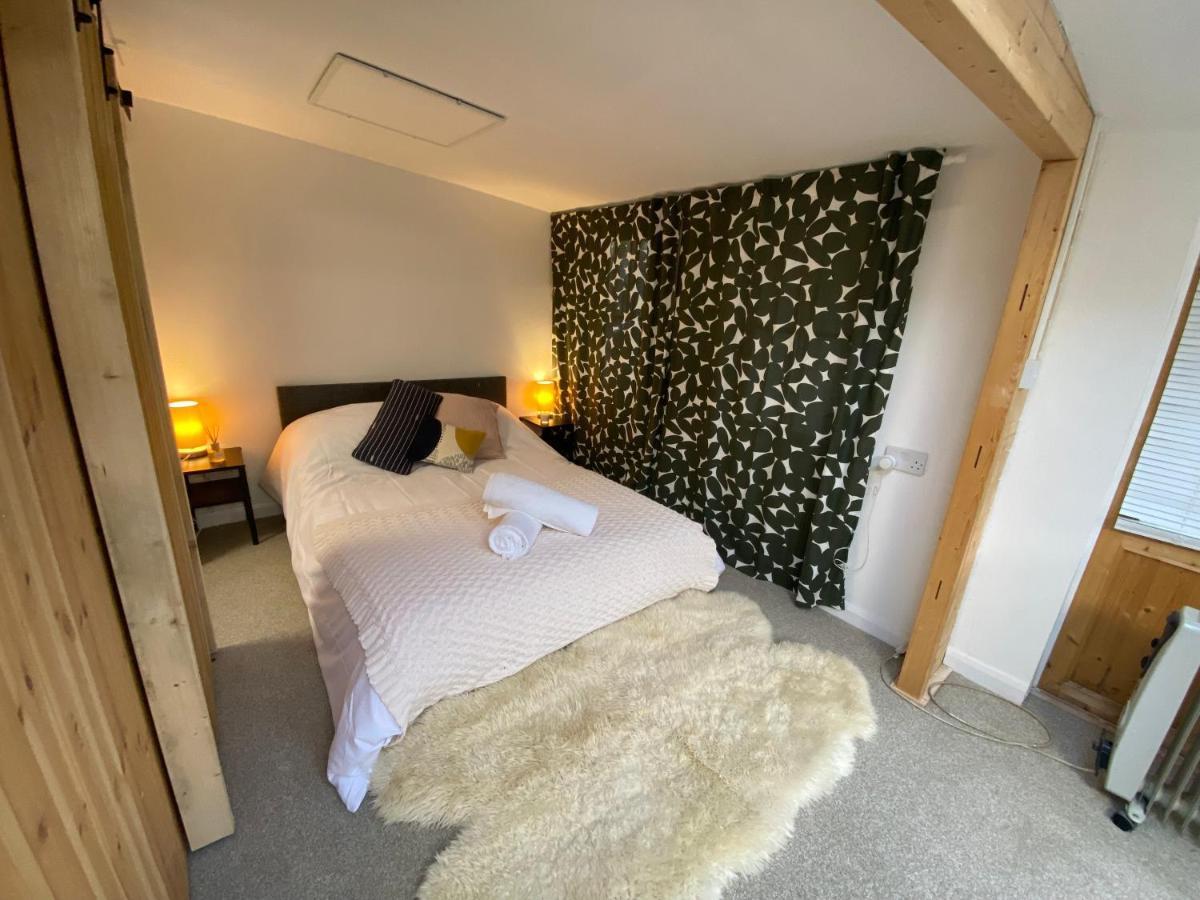 The Dragonfly Bnb, 格拉斯顿伯里 外观 照片